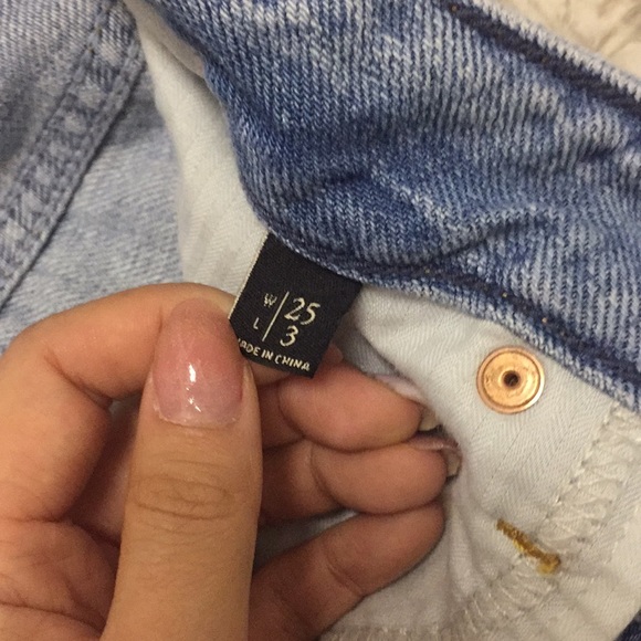 🐳[3/$15]🐳 
❤️Abercrombie jean shorts - Picture 5 of 7